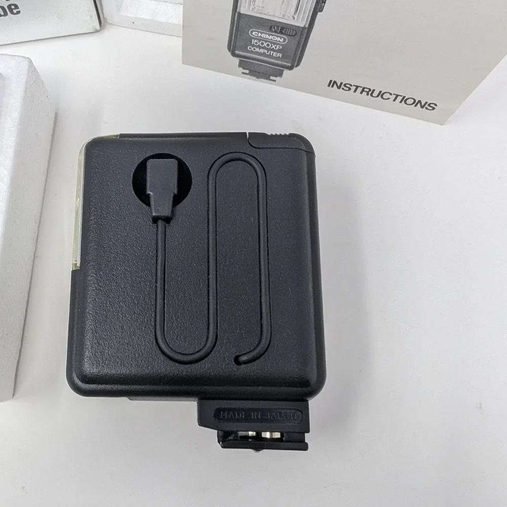 Chinon 1500XP Computer Auto-Electronic Strobe Flash Unit with‎ Box & Manual